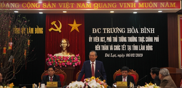 Phó Thủ tướng Trương Hòa Bình thăm và chúc tết tỉnh Lâm Đồng