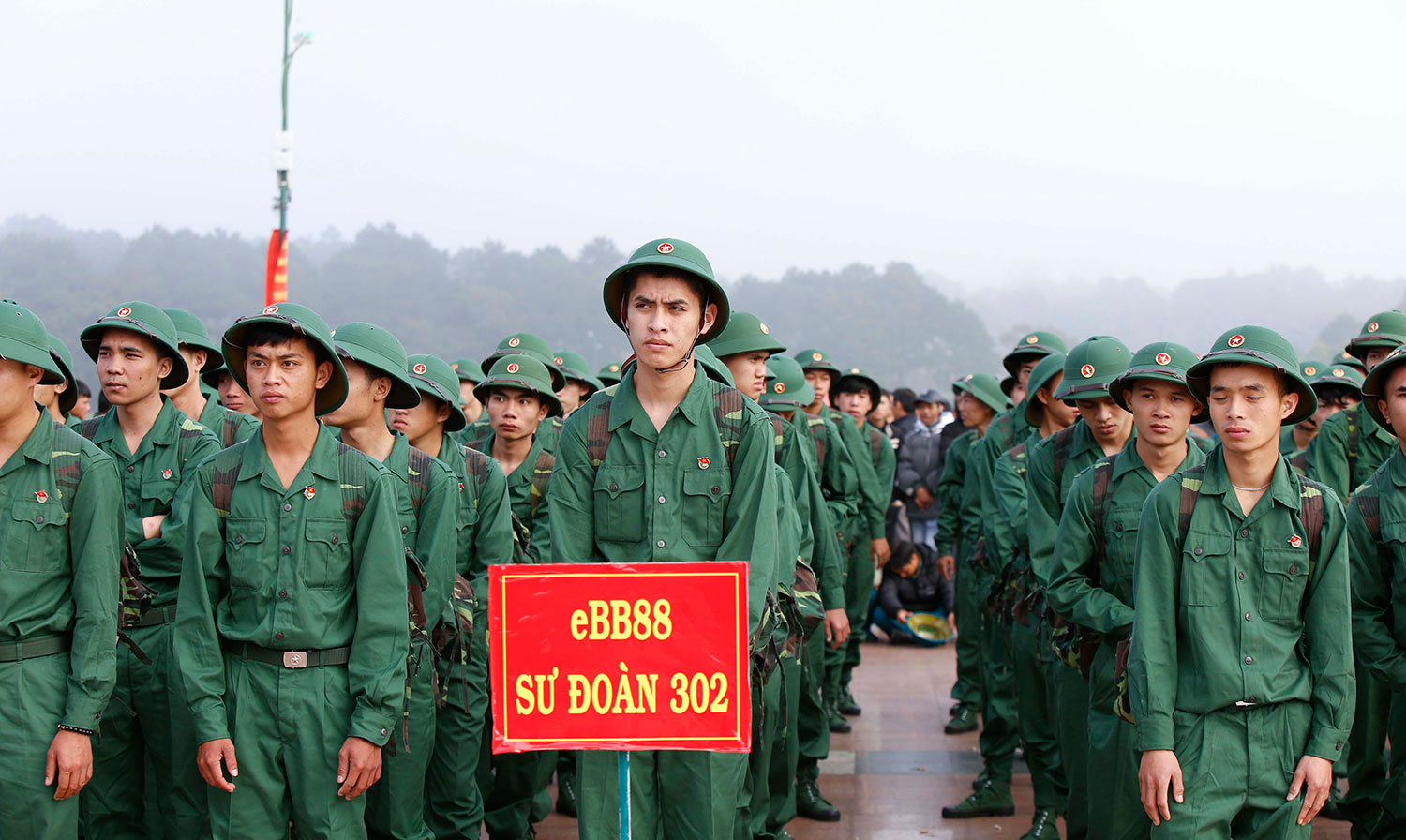 Năm nay, TP Đà Lạt có 145 tân binh, trong đó có 15 thanh niên làm nghĩa vụ Công an nhân dân lên đường nhập ngũ. Ảnh: Chính Thành