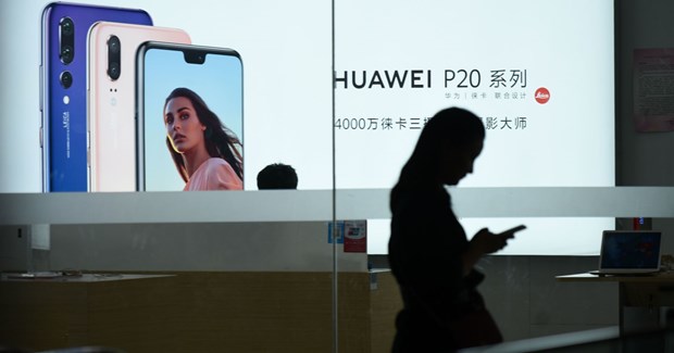 Một poster quảng cáo Huawei ở Bắc Kinh. (Nguồn: AFP)