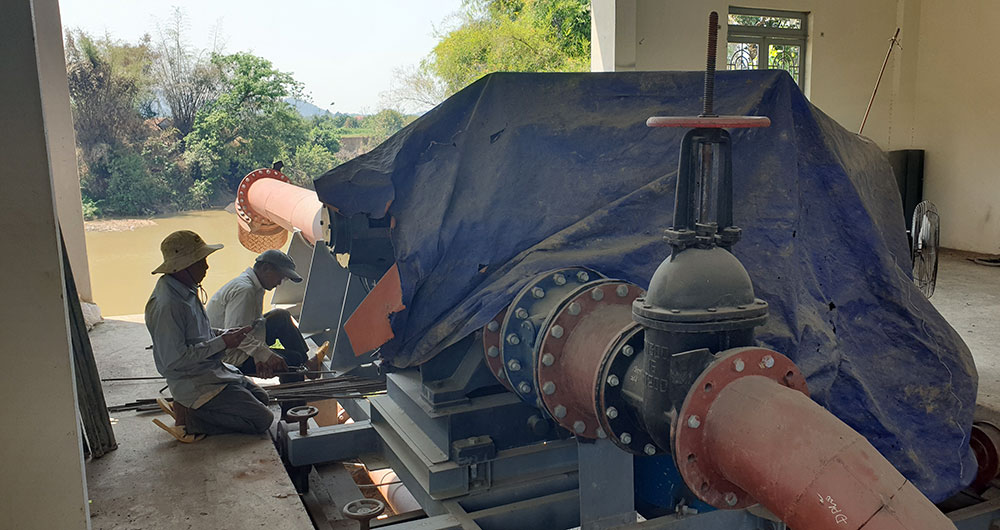 Chậm tiến độ thi công hơn 7 tháng, nhưng trạm bơm Phù Mỹ vẫn chưa thể đưa vào sử dụng.