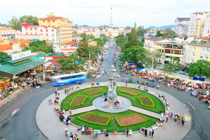 Một góc hiện hữu của Khu Hòa Bình và đường Nguyễn Thị Minh Khai