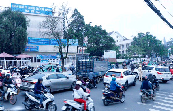 Đà Lạt: Nỗ lực chống ùn tắc giao thông