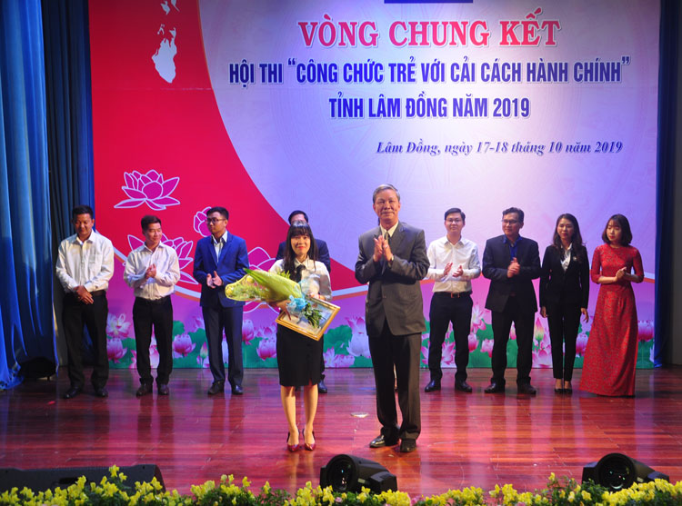 Bảo Lộc dẫn đầu cuộc thi "Công chức trẻ với cải cách hành chính" tỉnh Lâm Đồng năm 2019