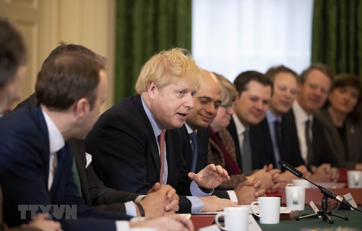 Thủ tướng Anh Boris Johnson phát biểu trong cuộc họp nội các ở London ngày 17/12/2019