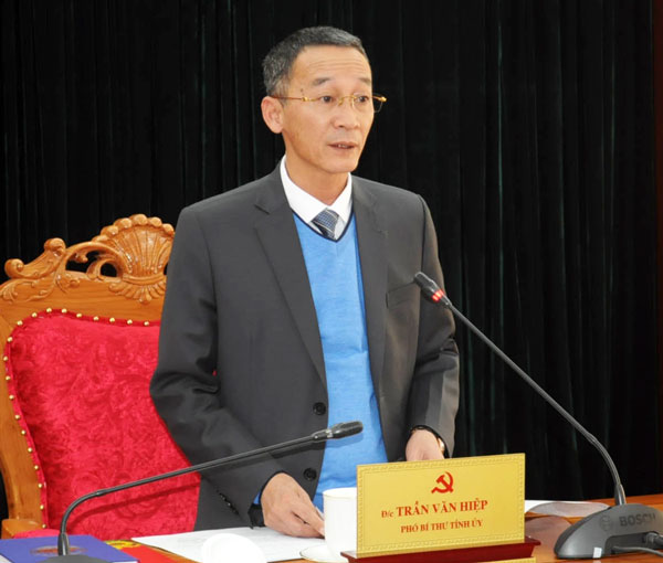 Phó Bí thư Tỉnh ủy Trần Văn Hiệp phát biểu chủ trì hội nghị