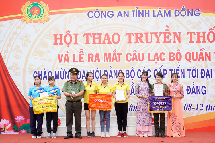 Bế mạc Hội thao truyền thống Công an tỉnh Lâm Đồng năm 2020