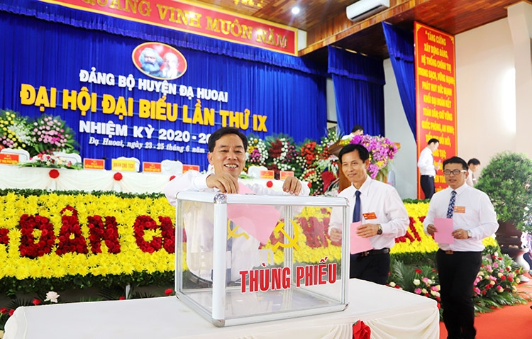 Đại hội bầu Đoàn đại biểu dự Đại hội Đảng bộ tỉnh Lâm Đồng lần thứ XI nhiệm kỳ 2020 - 2025