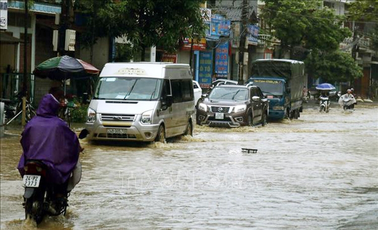 Thời tiết ngày 28/9: Nhiều khu vực trên cả nước có mưa to, nguy cơ lũ quét, sạt lở đất vùng núi phía Bắc