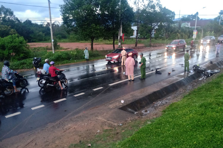 Hai xe máy va chạm, người đàn ông tử vong tại chỗ