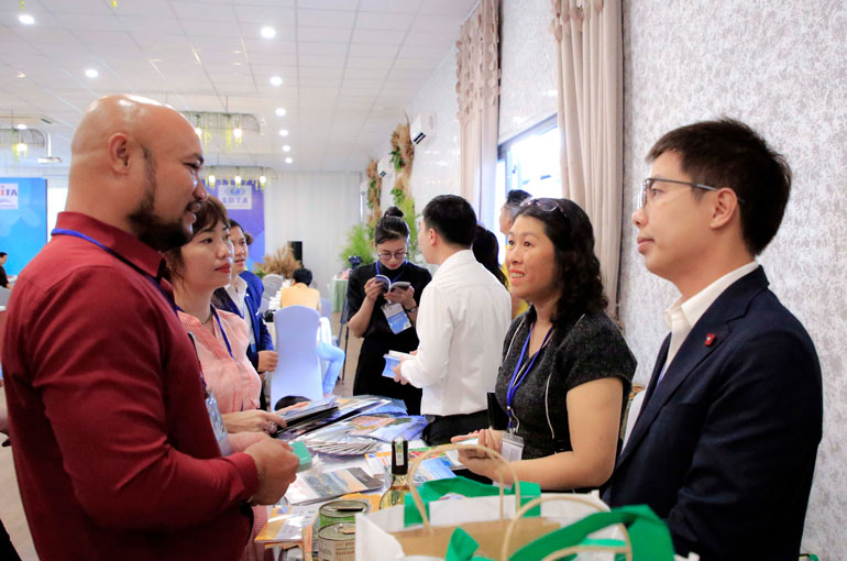 Thông tin về các sản phẩm, dịch vụ của Lâm Đồng được các doanh nghiệp Phú Quốc - Kiên Giang quan tâm.