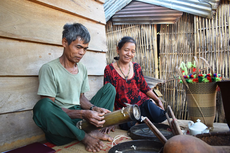 Người giữ hồn văn hóa Mạ