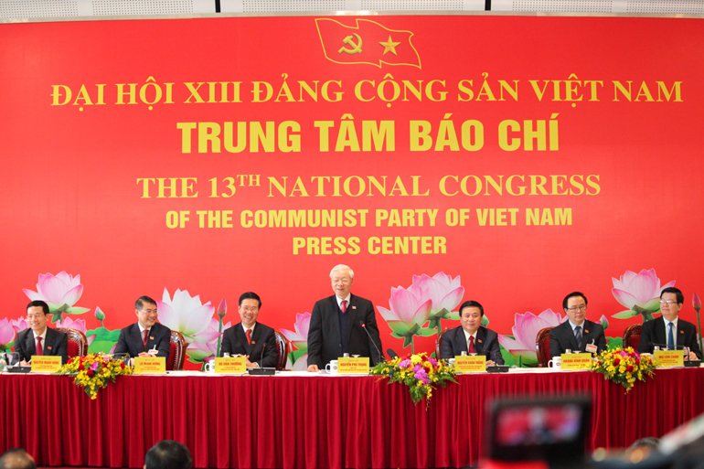 Tổng Bí thư, Chủ tịch nước Nguyễn Phú Trọng và các đồng chí chủ trì buổi họp báo