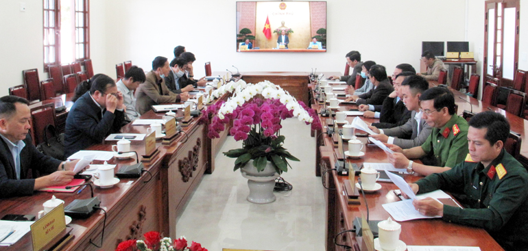 Các đại biểu tham dự hội nghị trực tuyến toàn quốc phòng chống dịch Covid-19 tại điểm cầu UBND tỉnh Lâm Đồng