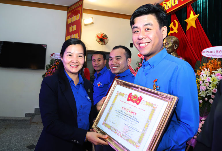 Các địa phương Kỷ niệm 90 năm Ngày thành lập Đoàn Thanh niên Cộng sản Hồ Chí Minh (26/3/1931 - 26/3/2021)