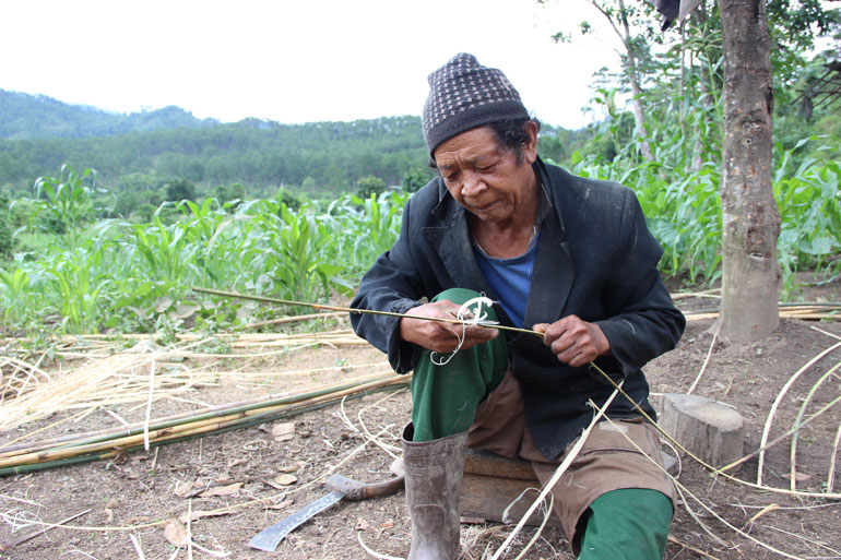 Trở lại Dơng Iar Jiêng