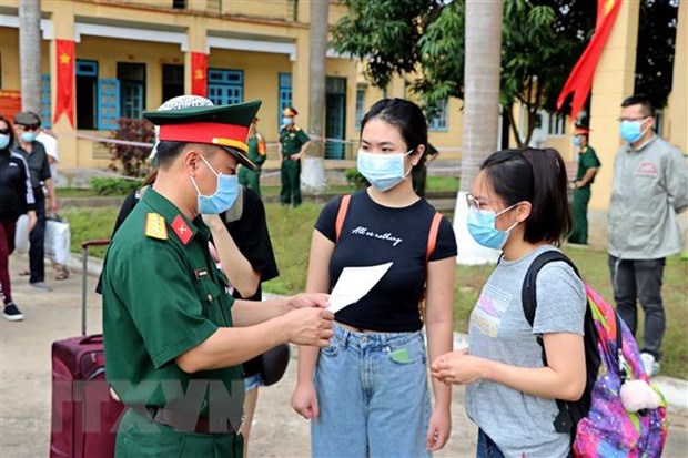 Thêm 6 ca mắc mới COVID-19, được cách ly ngay sau khi nhập cảnh