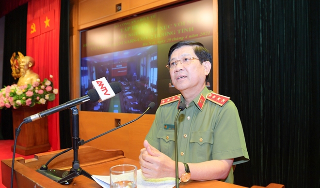 Thứ trưởng Bộ Công an Nguyễn Văn Sơn phát biểu chỉ đạo tại Hội nghị tập huấn.   Ảnh Phan Tâm