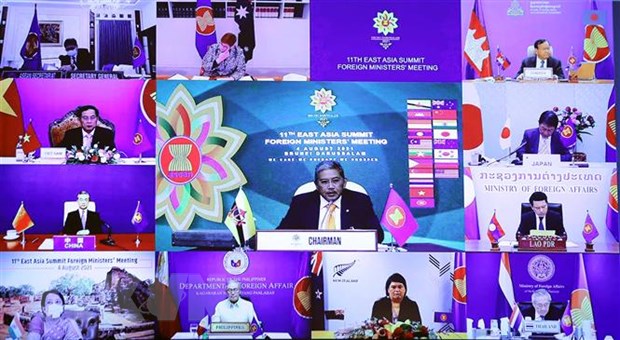 Bộ trưởng Ngoại giao các nước tham dự Hội nghị Bộ trưởng Ngoại giao Cấp cao Đông Á (EAS) lần thứ 11 theo hình thức trực tuyến.