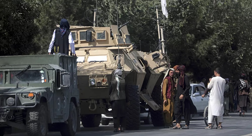 Sự sụp đổ nhanh chóng của quân đội Afghanistan giúp Taliban thu giữ một số lượng khổng lồ vũ khí của Mỹ và phương Tây