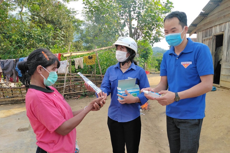 Phát huy vai trò của thanh niên trong công tác tôn giáo