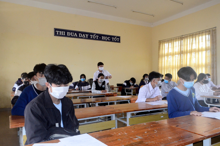 Trường THPT Lang Biang là 1 trong 3 trường THPT trên địa bàn huyện sẽ tiếp nhận học sinh Trường PT Dân tộc nội trú THPT tỉnh Lâm Đồng về học tạm