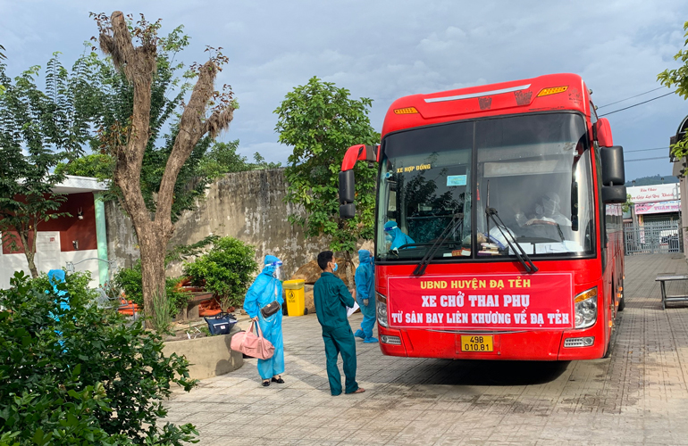 Đạ Tẻh tiếp nhận thai phụ và thân nhân từ TP Hồ Chí Minh và các tỉnh phía Nam về địa phương an toàn