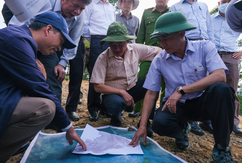 Lãnh đạo tỉnh kiểm tra dự án xây dựng tuyến đường nối Lâm Đồng đi Đắk Lắk