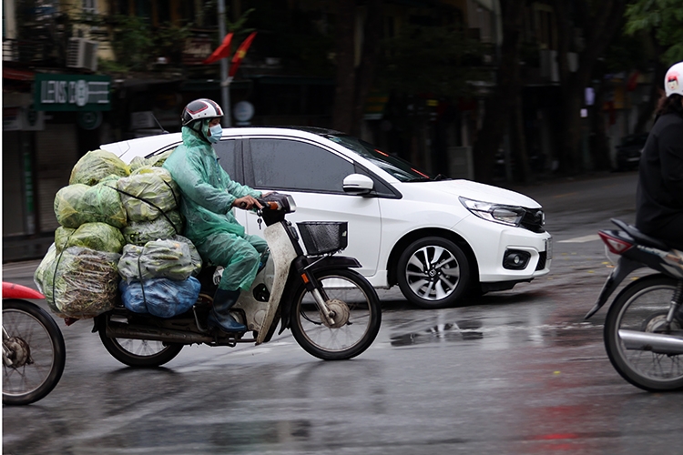 Thời tiết ngày 21/10: Không khí lạnh gây mưa ở Bắc Bộ, trời chuyển rét