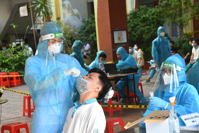 Sáng 23/11: Đã chữa khỏi hơn 910.200 bệnh nhân COVID-19; phong toả một xã tại TP Vũng Tàu để phòng dịch theo cấp độ 4
