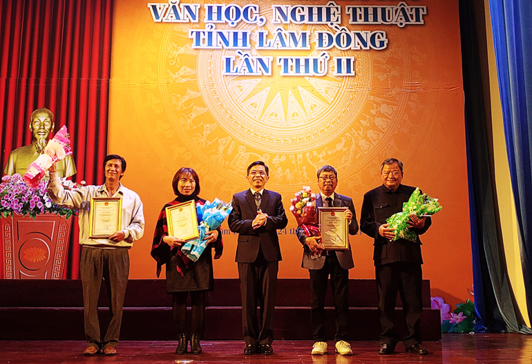 Trao Giải thưởng văn học, nghệ thuật tỉnh Lâm Đồng lần thứ II