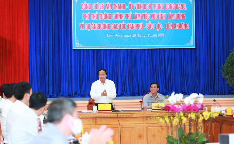 Phó Thủ tướng Chính phủ Lê Văn Thành phát biểu chỉ đạo tại buổi làm việc