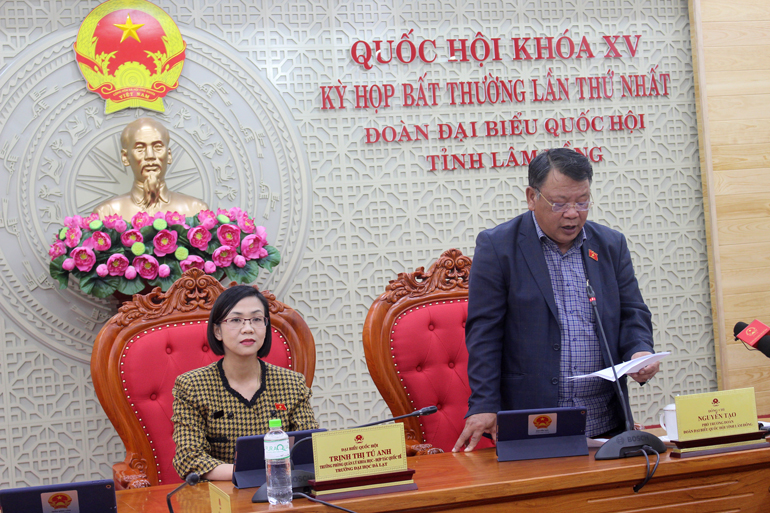 Đại biểu Nguyễn Tạo – PHó Trưởng Đoàn ĐBQH Lâm Đồng góp ý Dự thảo Nghị quyết của Quốc hội về thí điểm một số cơ chế chính sách đặc thù phát triển thành phố Cần Thơ