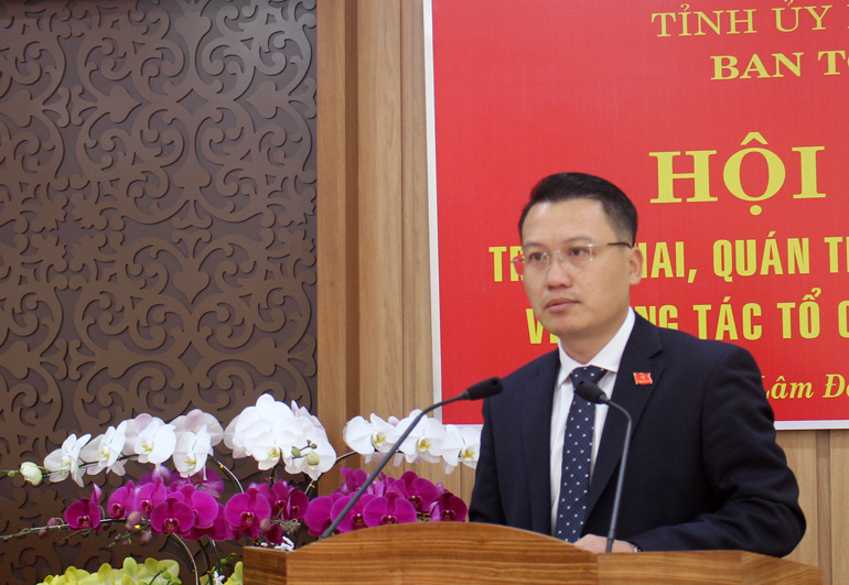 Đồng chí Nguyễn Tiến Dũng – Phó Trưởng ban Thường trực Ban Tổ chức Tỉnh ủy phát biểu khai mạc