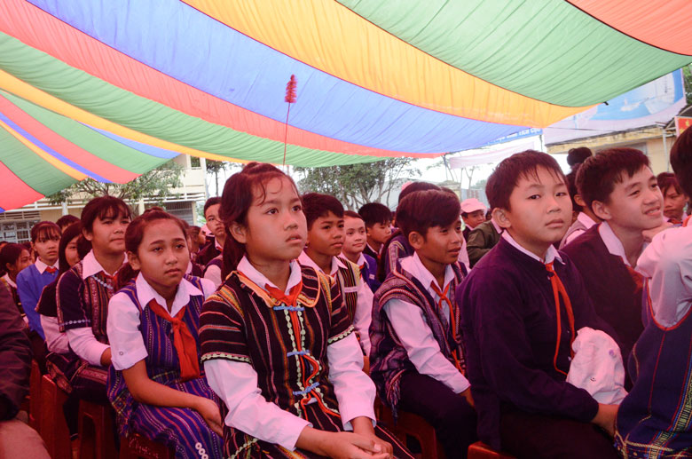 Giảm thiểu tình trạng tảo hôn và hôn nhân cận huyết thống trong vùng DTTS góp phần nâng cao chất lượng dân số, chất lượng nguồn nhân lực