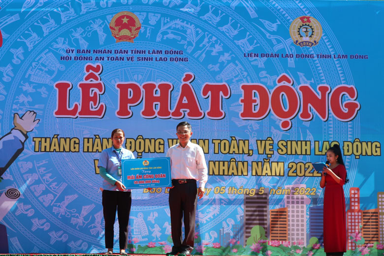 Phát động Tháng hành động an toàn, vệ sinh lao động và Tháng công nhân năm 2022