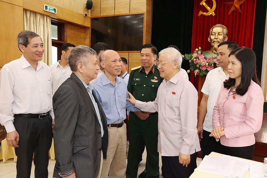 Tổng Bí thư Nguyễn Phú Trọng trong một lần tiếp xúc cử tri các quận Hoàn Kiếm, Ba Đình và Tây Hồ