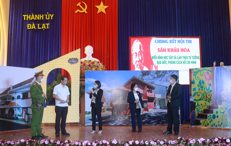 Đà Lạt: Sôi nổi Hội thi Sân khấu hóa những điển hình học tập và làm theo tư tưởng, đạo đức, phong cách Hồ Chí Minh
