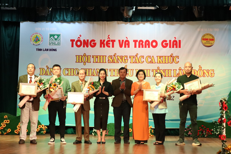 Trao giải Hội thi sáng tác ca khúc dành cho thanh, thiếu nhi