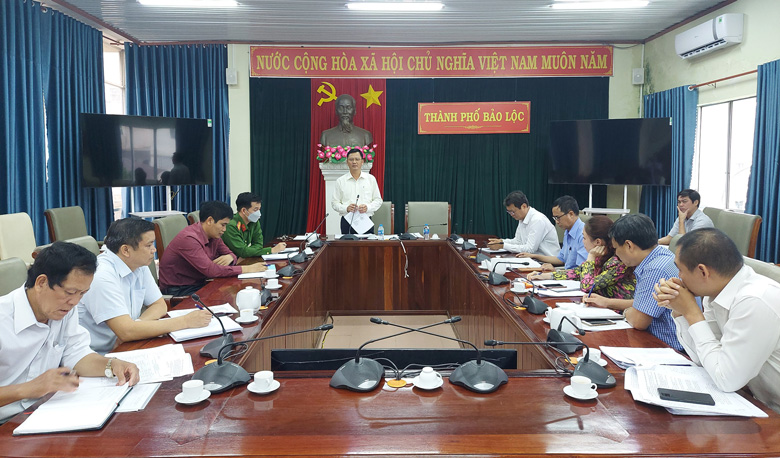 Toàn cảnh buổi họp triển khai công tác tổ chức các hoạt động chào mừng Festival Hoa Đà Lạt lần thứ IX năm 2022 diễn ra trên địa bàn TP Bảo Lộc
