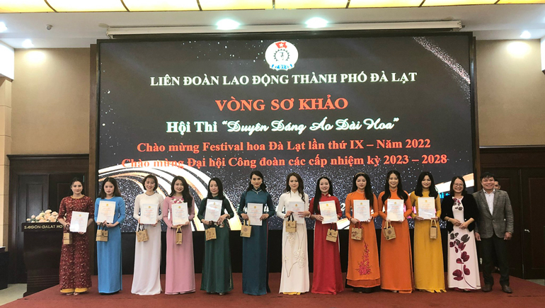 Đà Lạt: Hội thi Duyên dáng áo dài hoa