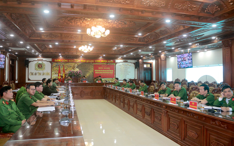 Các đại biểu tham dự hội nghị tại điểm cầu Công an tỉnh Lâm Đồng