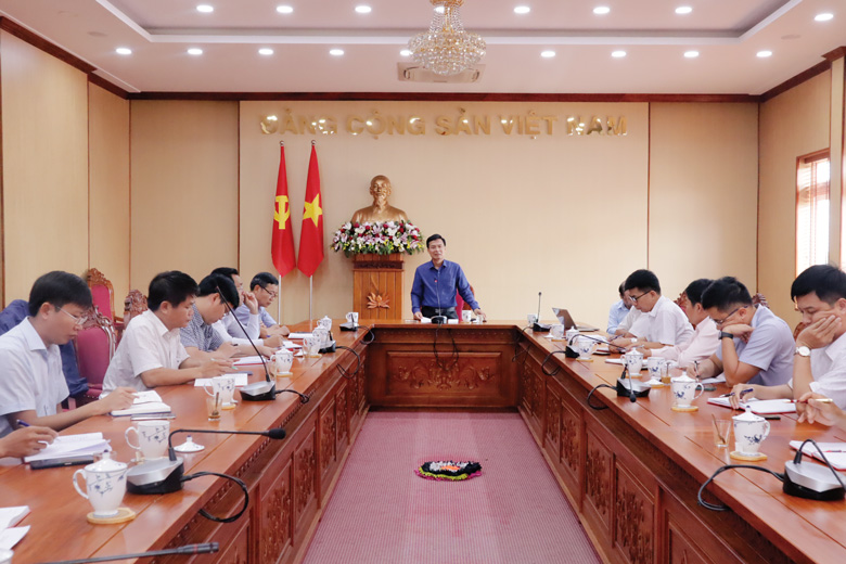 Lãnh đạo huyện Di Linh đánh giá hiệu quả việc điều động, luân chuyển cán bộ, công chức từ huyện về làm việc tại các xã, thị trấn