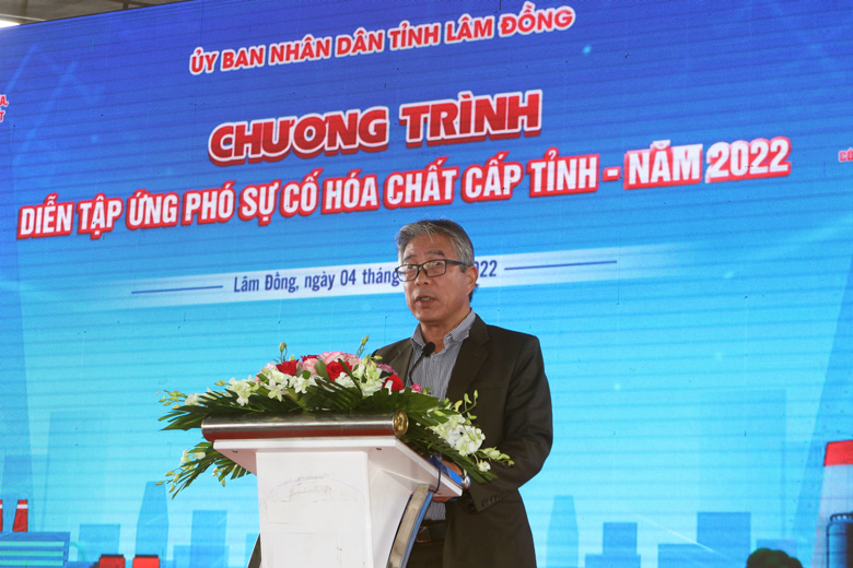 Ông Hoàng Trọng Hiền – Giám đốc Sở Công thương, Phó trưởng ban Thường trực Ban Chỉ huy phòng ngừa, ứng phó sự cố hóa chất tỉnh Lâm Đồng phát biểu tại buổi diễn tập