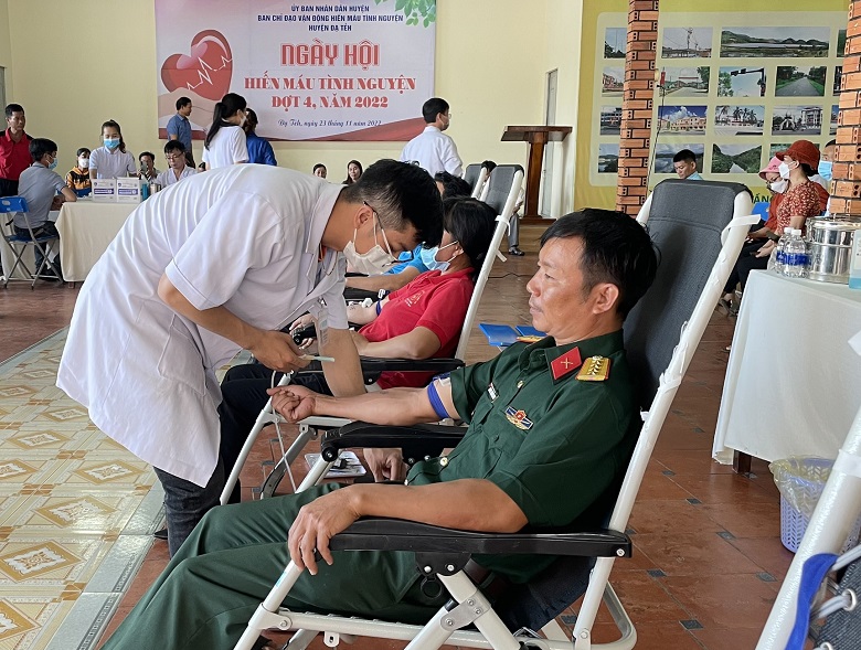 Đạ Tẻh: Tiếp nhận 154 đơn vị máu tình nguyện
