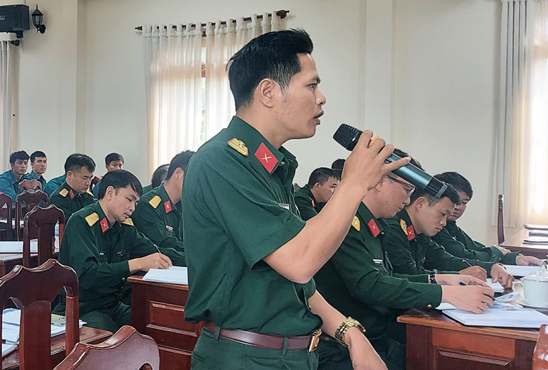 Đối thoại dân chủ cơ sở tại Ban Chỉ huy Quân sự huyện Đạ Tẻh